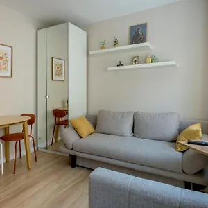 Rentplanet - Stare Apartament